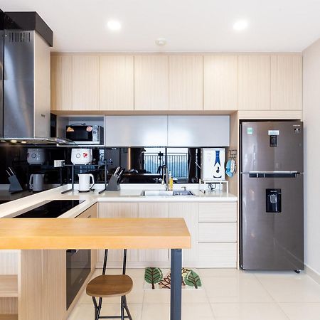 Home, Cosy&Luxury Apartment - 5Mins To Airport, Free Pool&Gym, Airport Pick Up Service Thành Pho Ho Chí Minh Esterno foto